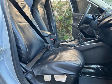 Chevrolet ONIX SEDAN Plus LT 1.0 12V Flex 4p Mec.