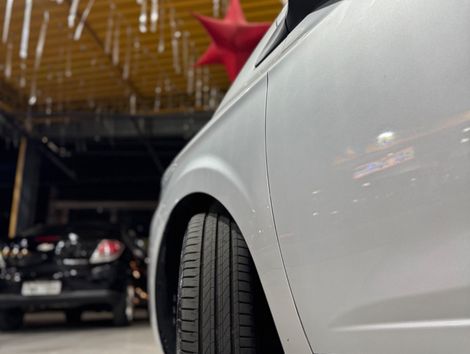 Chevrolet ONIX HATCH Joy 1.0 8V Flex 5p Mec.