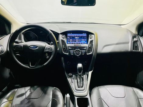 Ford Focus Fastback SE/SE PLUS 2.0 Flex Aut.