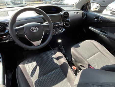 Toyota ETIOS X Sedan 1.5 Flex 16V 4p Mec.