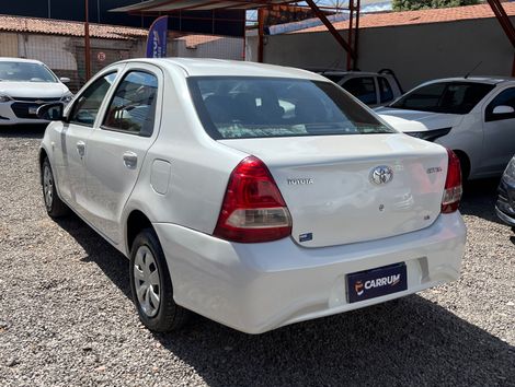 Toyota ETIOS X Sedan 1.5 Flex 16V 4p Mec.