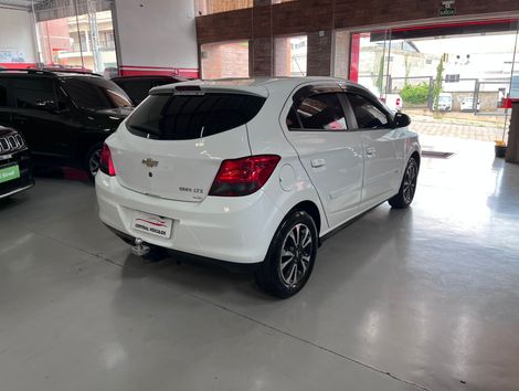 Chevrolet ONIX HATCH LTZ 1.4 8V FlexPower 5p Aut.