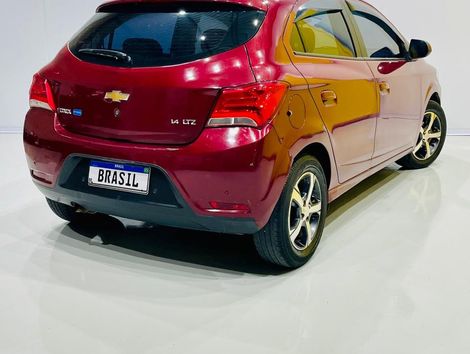 Chevrolet ONIX HATCH LTZ 1.4 8V FlexPower 5p Mec.