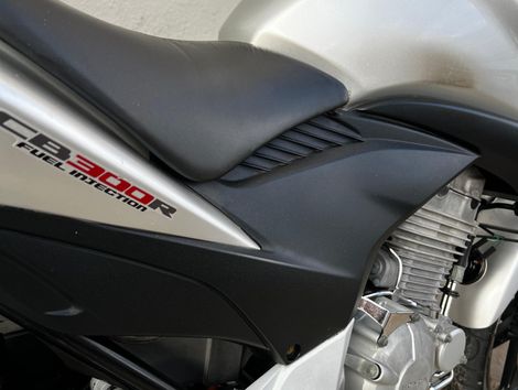 HONDA CB 300R/ 300R FLEX