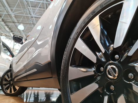Nissan KICKS SL 1.6 16V FlexStar 5p Aut.