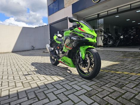 KAWASAKI NINJA ZX-4R
