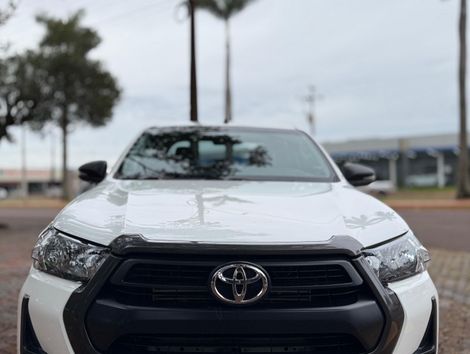 Toyota Hilux CD 4x4 2.8 Diesel Mec.