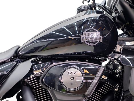 Harley STREET GLIDE ULTRA FLHXU