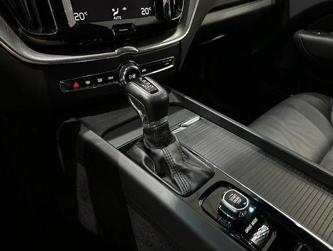 Volvo XC 60 T-8 HÍBRIDO MOMENTUM 2.0 5p