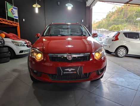 Fiat Strada Trekking 1.6 16V Flex CD