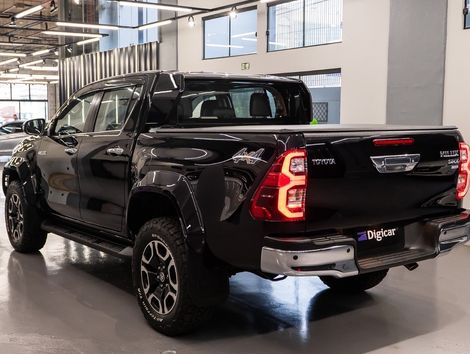 Toyota Hilux CD SRX 4x4 2.8 TDI 16V Diesel Aut.