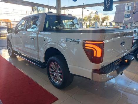 Ford F-150 Lariat 4x4 5.0 V8
