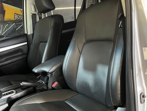 Toyota Hilux CD SRX 4x4 2.8 TDI 16V Diesel Aut.