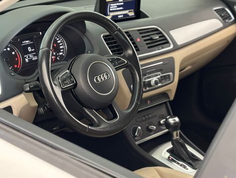 Audi Q3 1.4 TFSI/TFSI Flex S-tronic 5p