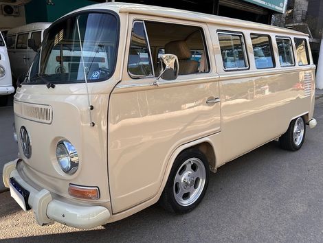 VolksWagen Kombi Standard/ Luxo/ Série Prata
