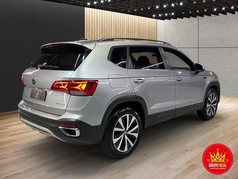 VolksWagen TAOS Comfortline 1.4 250 TSI Flex Aut.