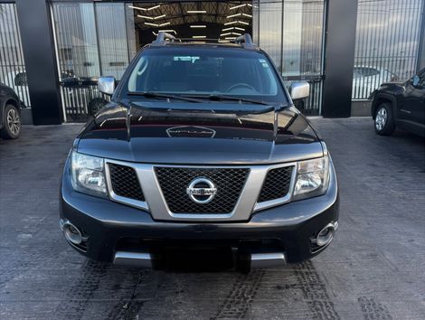 Nissan Frontier SV AT. CD 4x4 2.5 TB Dies. Aut.