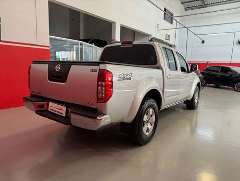 Nissan Frontier XE  CD 4x4 2.5 TB Diesel
