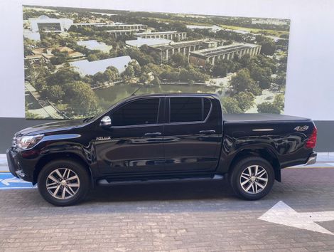 Toyota Hilux CD SRV 4x4 2.8 TDI Diesel Aut.