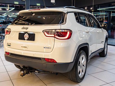 Jeep COMPASS LONGITUDE 2.0 4x4 Dies. 16V Aut.