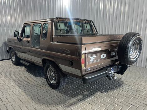 Ford F-1000 CD/Blazer 3.9 Dies.