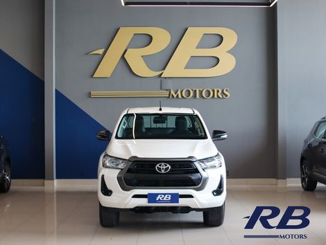 Toyota Hilux CD 4x4 2.8 Diesel Mec.