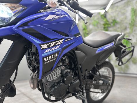 YAMAHA XTZ 250 LANDER 249cc/LANDER BLUEFLEX/ABS