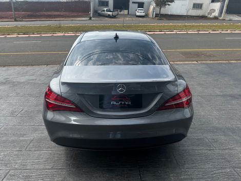 Mercedes CLA-180 1.6 16V 122cv Aut.