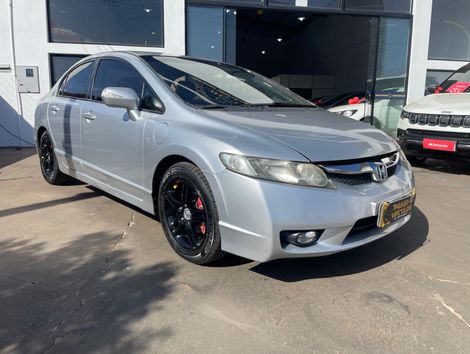 Honda Civic Sedan EXS 1.8/1.8 Flex 16V Aut. 4p