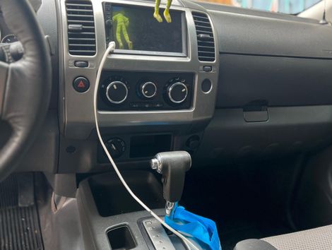 Nissan Frontier SV AT. CD 4x4 2.5 TB Dies. Aut.