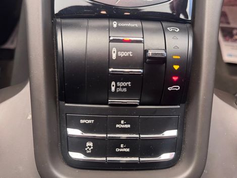 Porsche Cayenne S E-Hybrid 3.0 V6 416cv
