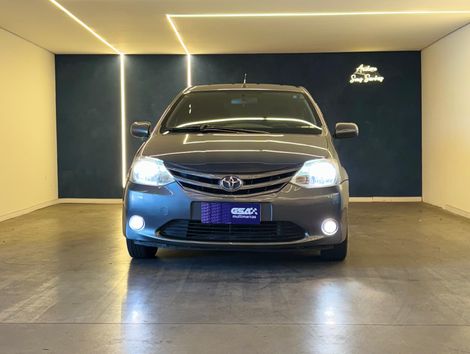 Toyota ETIOS XS Sedan1.5 Flex 16V 4p Mec.