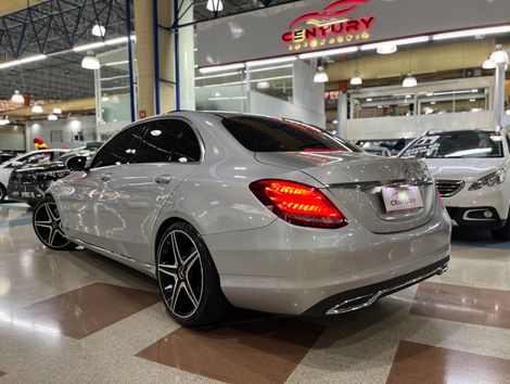 Mercedes C-200 Avantgarde 2.0 TB 16V 184cv Aut.