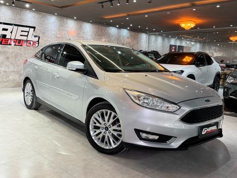 Ford Focus 2.0 16V/SE/SE Plus Flex 5p Aut.