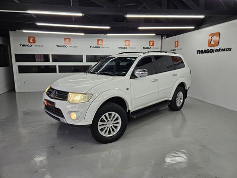 Mitsubishi Pajero DAKAR HPE 3.2 4x4 T.I Dies 5p Aut