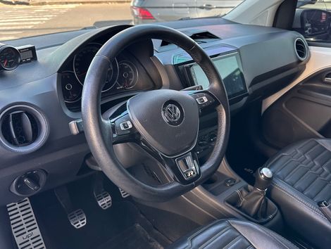 VolksWagen up! move 1.0 TSI Total Flex 12V 5p