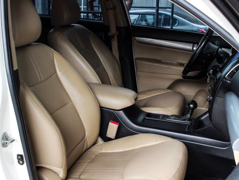 Kia Motors Sorento 2.4 16V 4x2 Aut.