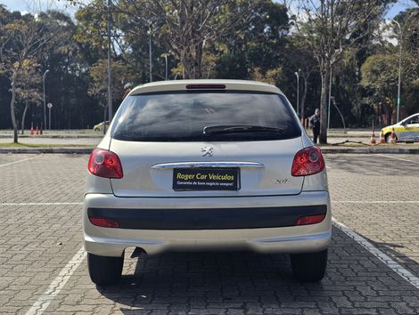 Peugeot 207 XR 1.4 Flex 8V 5p