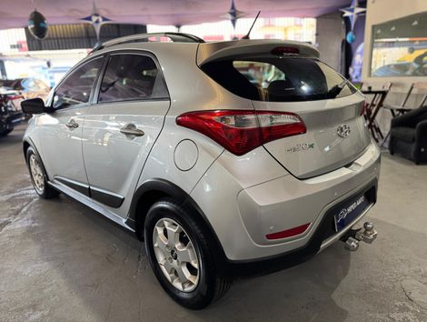 Hyundai HB20X Style 1.6 Flex 16v Mec.