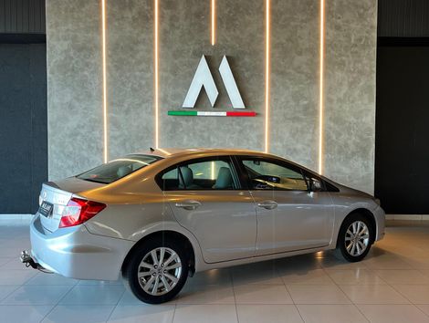 Honda Civic Sedan LXS 1.8/1.8 Flex 16V Aut. 4p