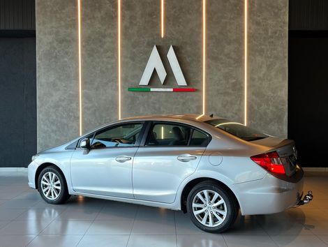 Honda Civic Sedan LXS 1.8/1.8 Flex 16V Aut. 4p