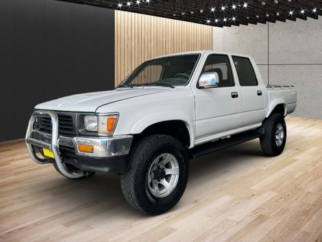 Toyota Hilux CD 4x4 2.8 Diesel Mec.