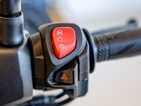 YAMAHA XMAX 250 CONNECTED 