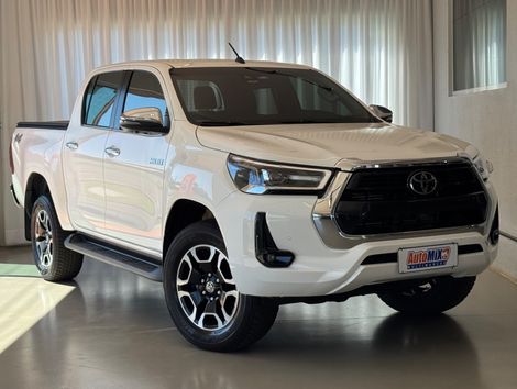 Toyota Hilux CD SRX 4x4 2.8 TDI 16V Diesel Aut.
