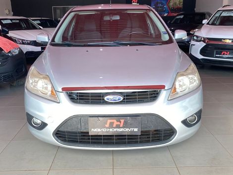 Ford Focus 1.6 S/SE/SE Plus Flex 8V/16V  5p