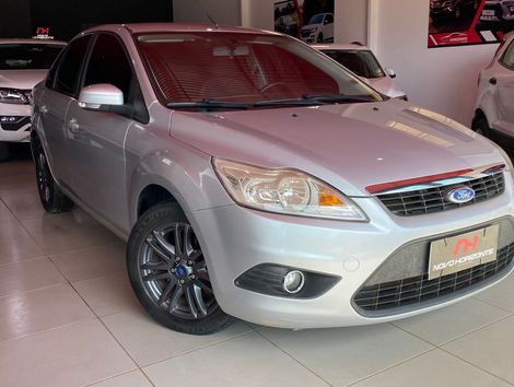 Ford Focus 1.6 S/SE/SE Plus Flex 8V/16V  5p