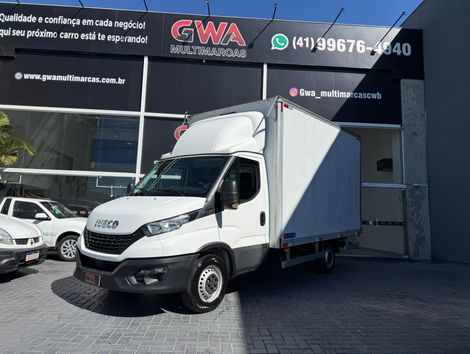 IVECO DAILY FURGÃO 30-130 2.3 7,3m³ (Diesel)