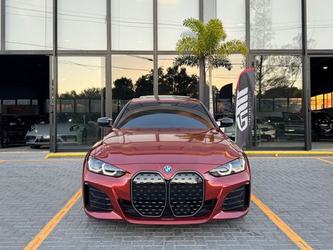 BMW i4 M50 (Elétrico)
