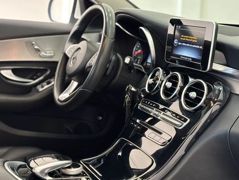 Mercedes C-200 Avantgarde 2.0 TB 16V 184cv Aut.