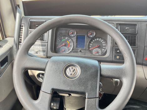 VOLKSWAGEN 13-190 E Worker 2p (diesel)(E5)